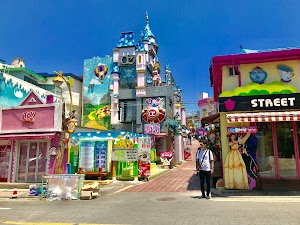 Songwol-dong Fairy Tale Village