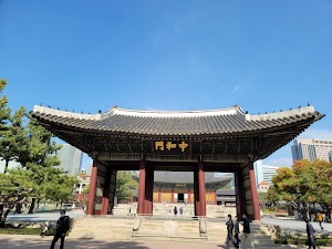 Deoksugung Palace