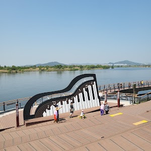 Hwawon Recreation Area (Samunjin Jumakchon Village)