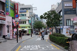 Apgujeong Rodeo Street