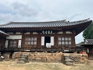 Andong Hahoe Folk Village