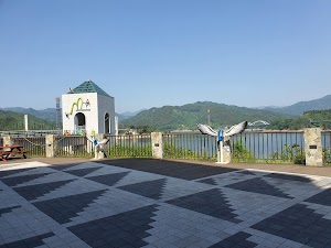 Buhang Dam Water Culture Center