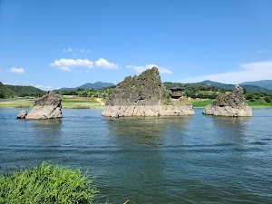 Dodamsambong Peaks