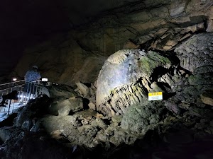 Yongyeon Cave