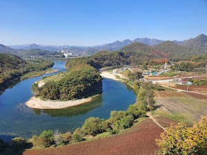 Yeongwol Korean Peninsula Cliffs