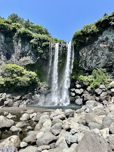 Sojeongbang Waterfall